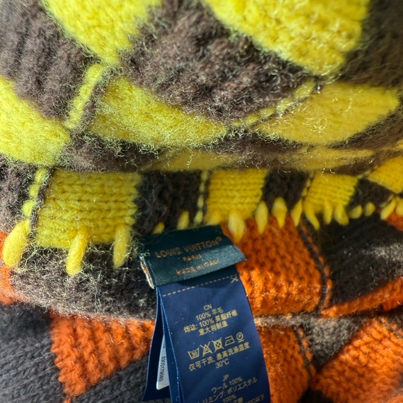 Louis Vuitton Orange and Brown Knit Beanie - Picture 5 of 8